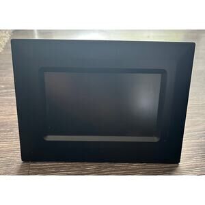 Digital Picture Frame. SD Card Storage